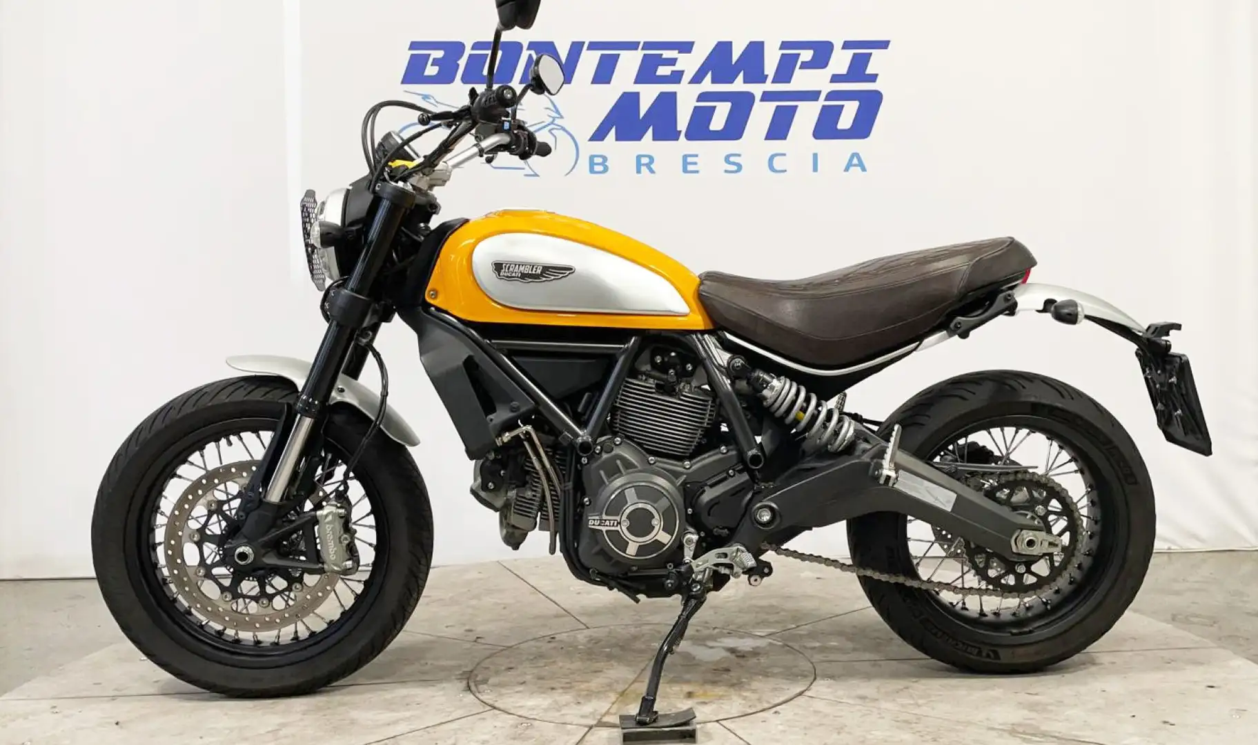 Ducati Scrambler 800 2016 CLASSIC Giallo - 2