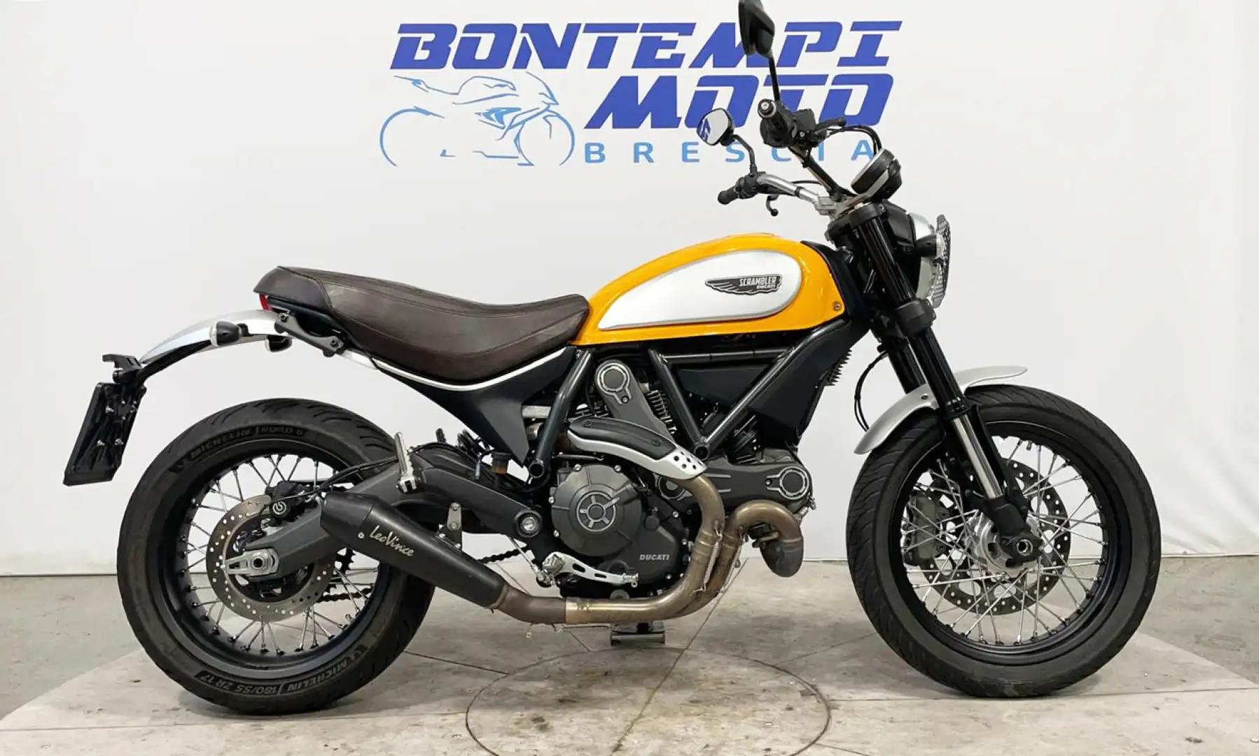 Ducati Scrambler 800 2016 CLASSIC Giallo - 1