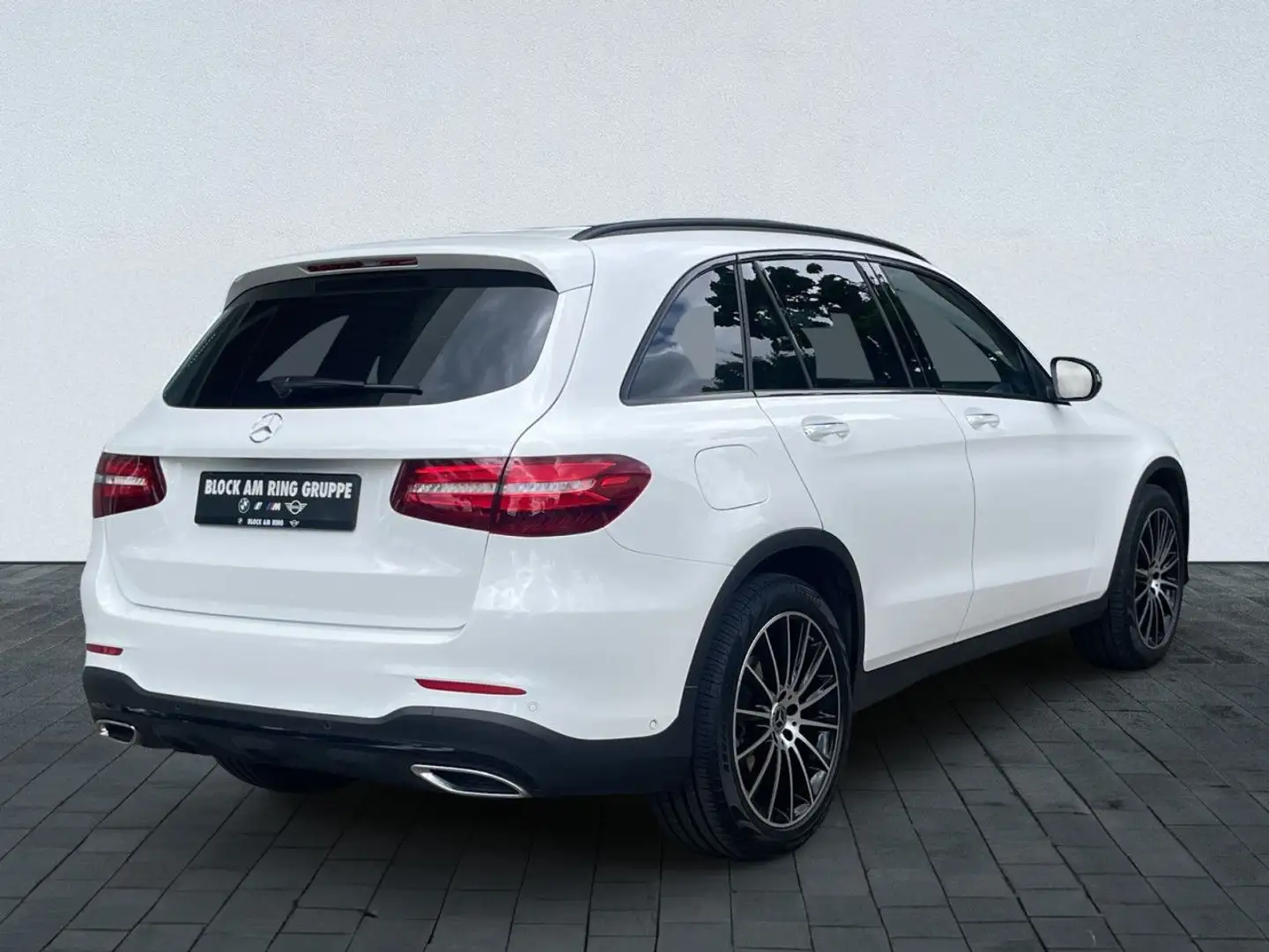 Mercedes-Benz GLC 350 D 4-Matic AMG Line Sportpaket Bluetooth LED Білий - 2