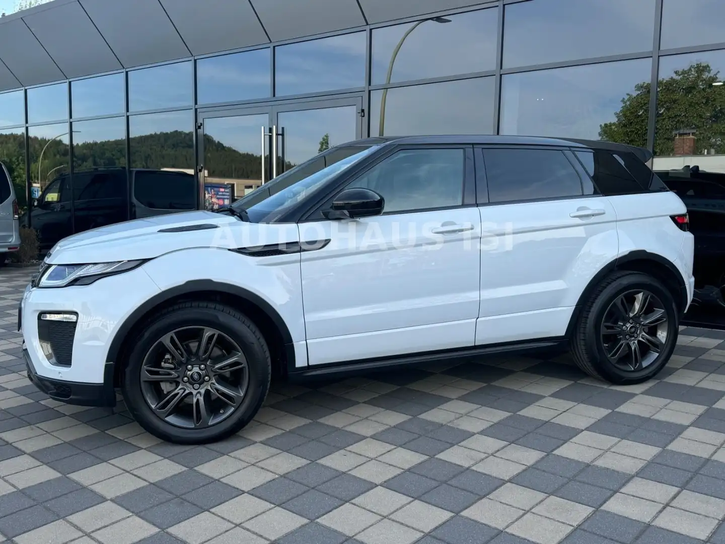 Land Rover Range Rover Evoque 2,0 TD4 SE DYNAMIC LEDER,PANO Blanc - 2