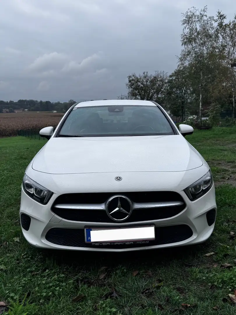 Mercedes-Benz A 180 Aut. Weiß - 1