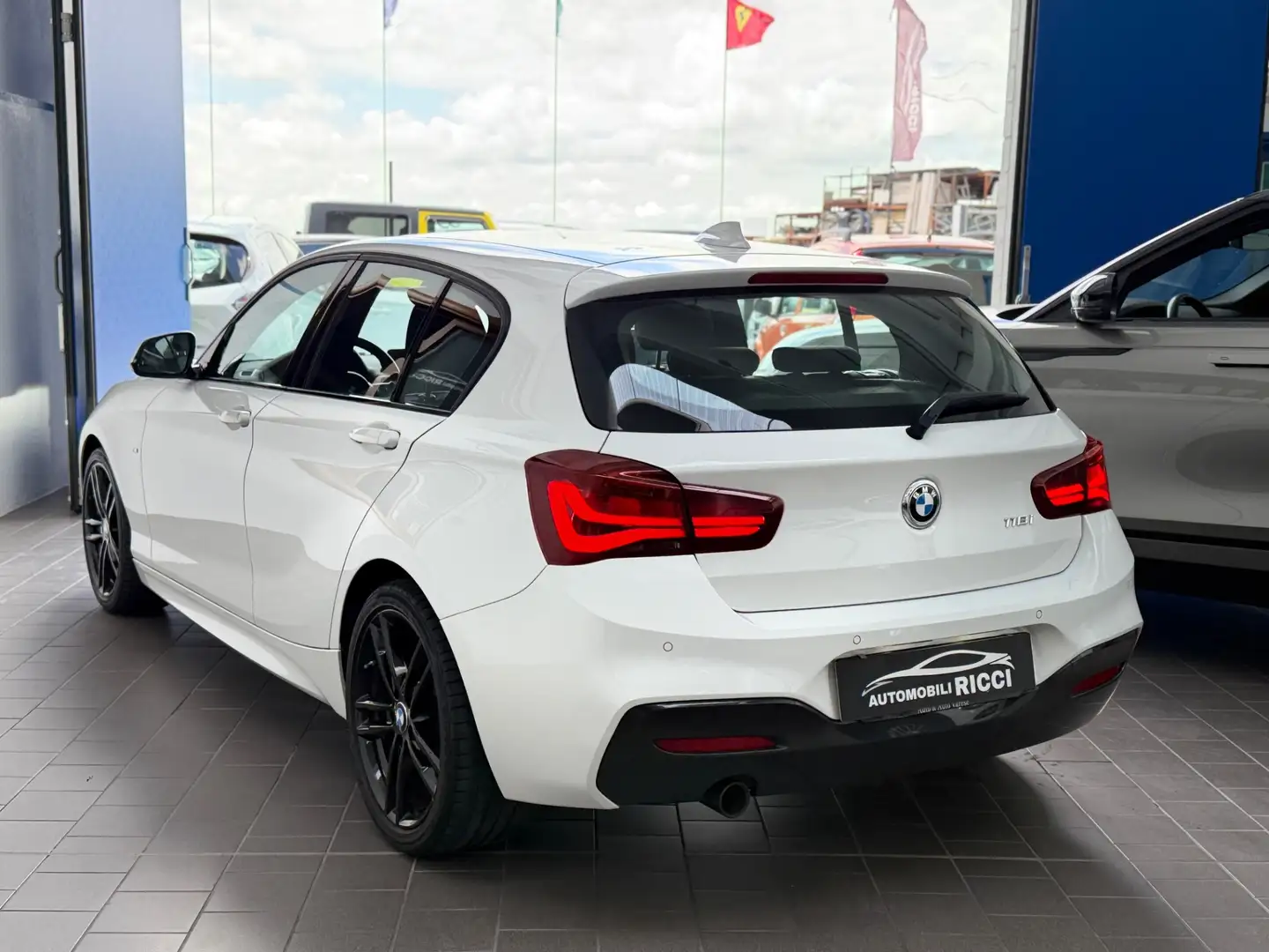 BMW 118 118i 5p. Msport Shadow Line Bianco - 2