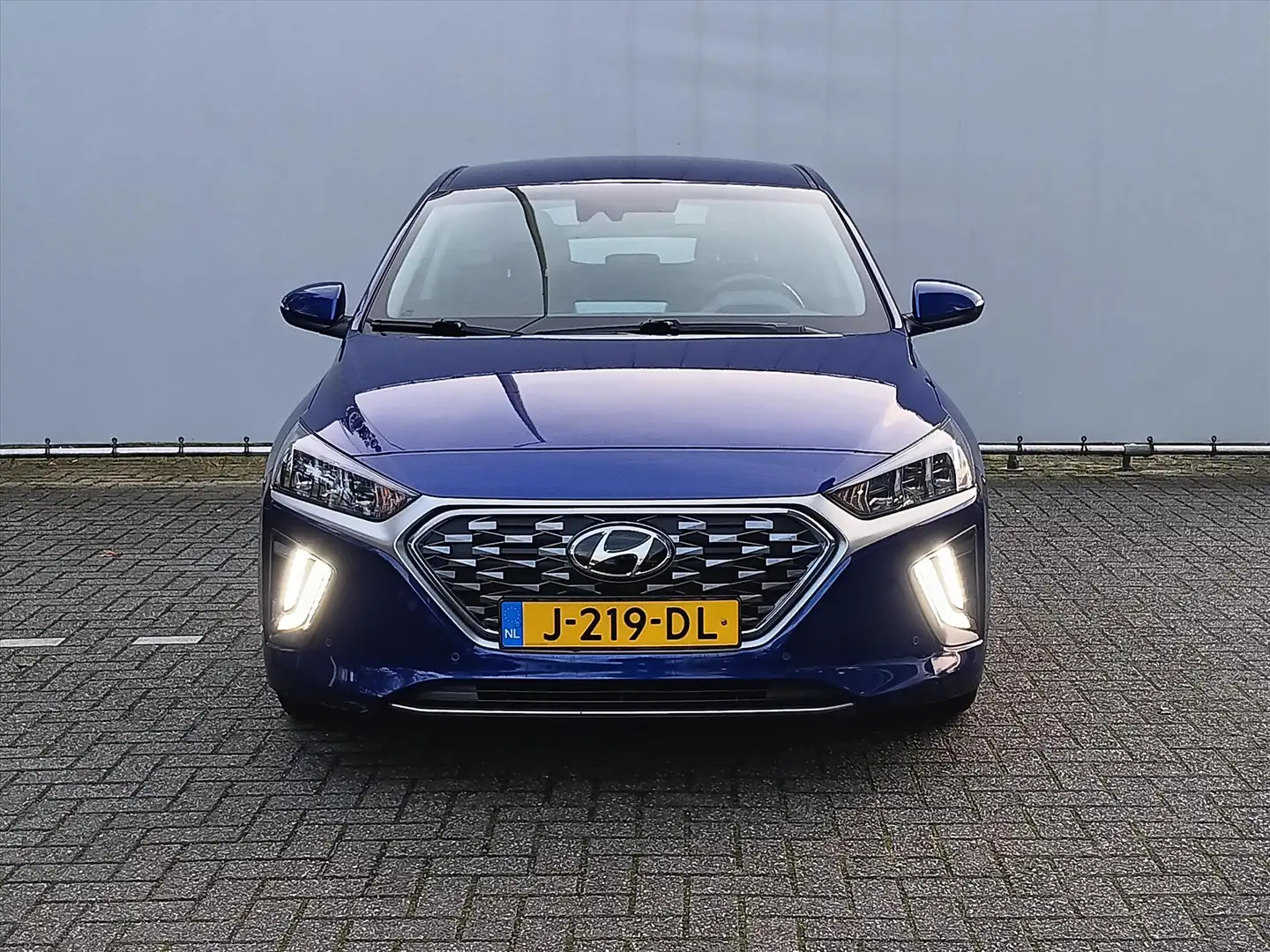 Hyundai IONIQ 1.6 GDI HEV 141 pk DCT Comfort Bleu - 2