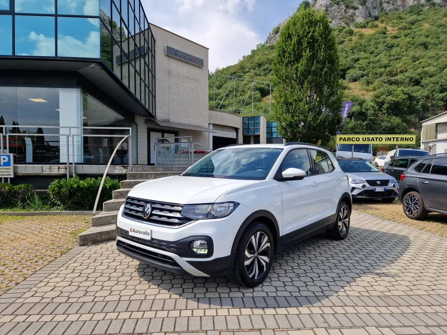 Volkswagen T-Cross 1.6 TDI SCR Style BMT Wit - 1