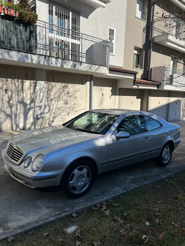 Mercedes-Benz CLK 200 Coupe Elegance, foto 3