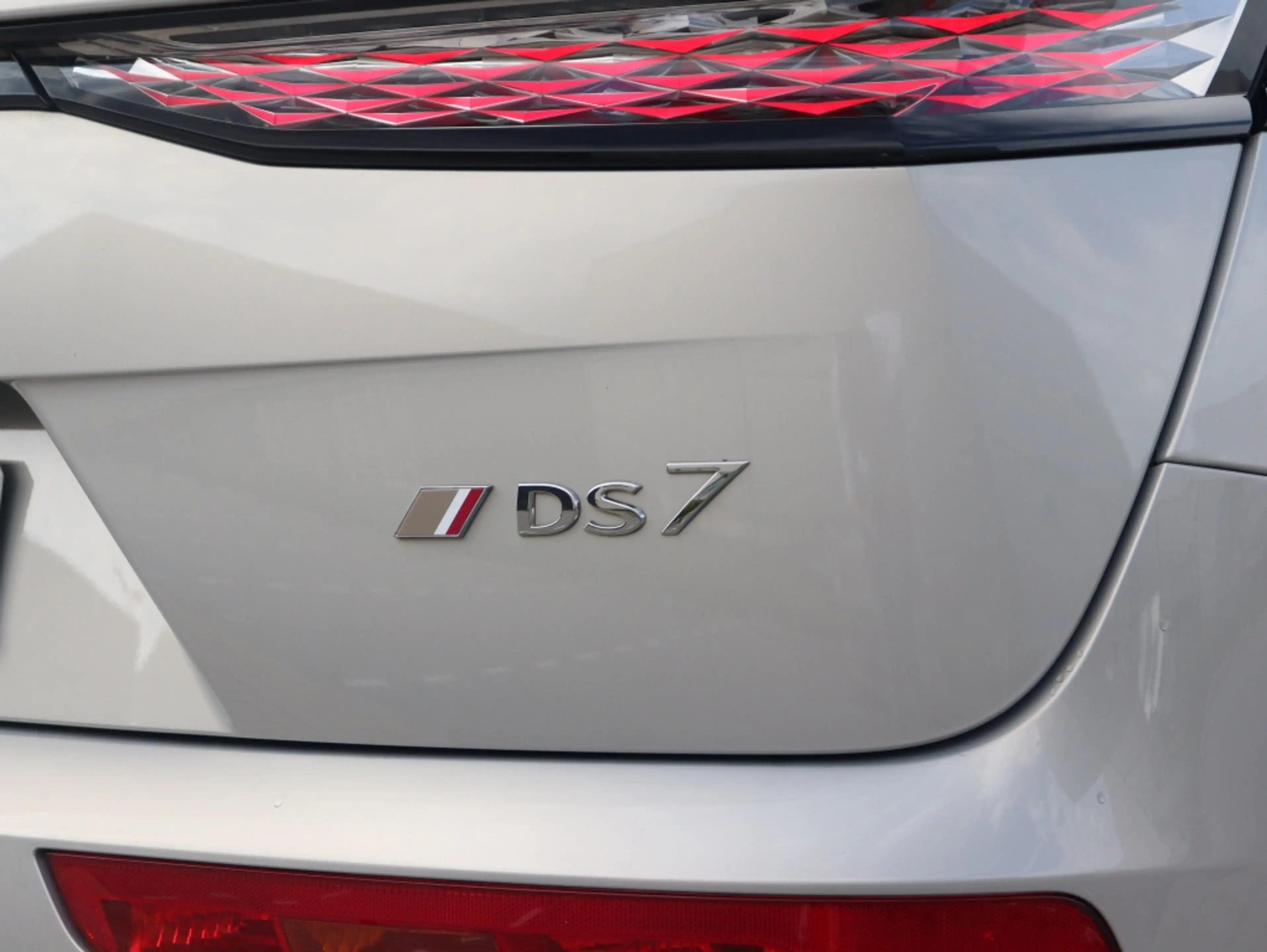 DS Automobiles DS 7 E-Tense 360 PK Opera 4x4 | Pano | Focal | Leder | — photo 13
