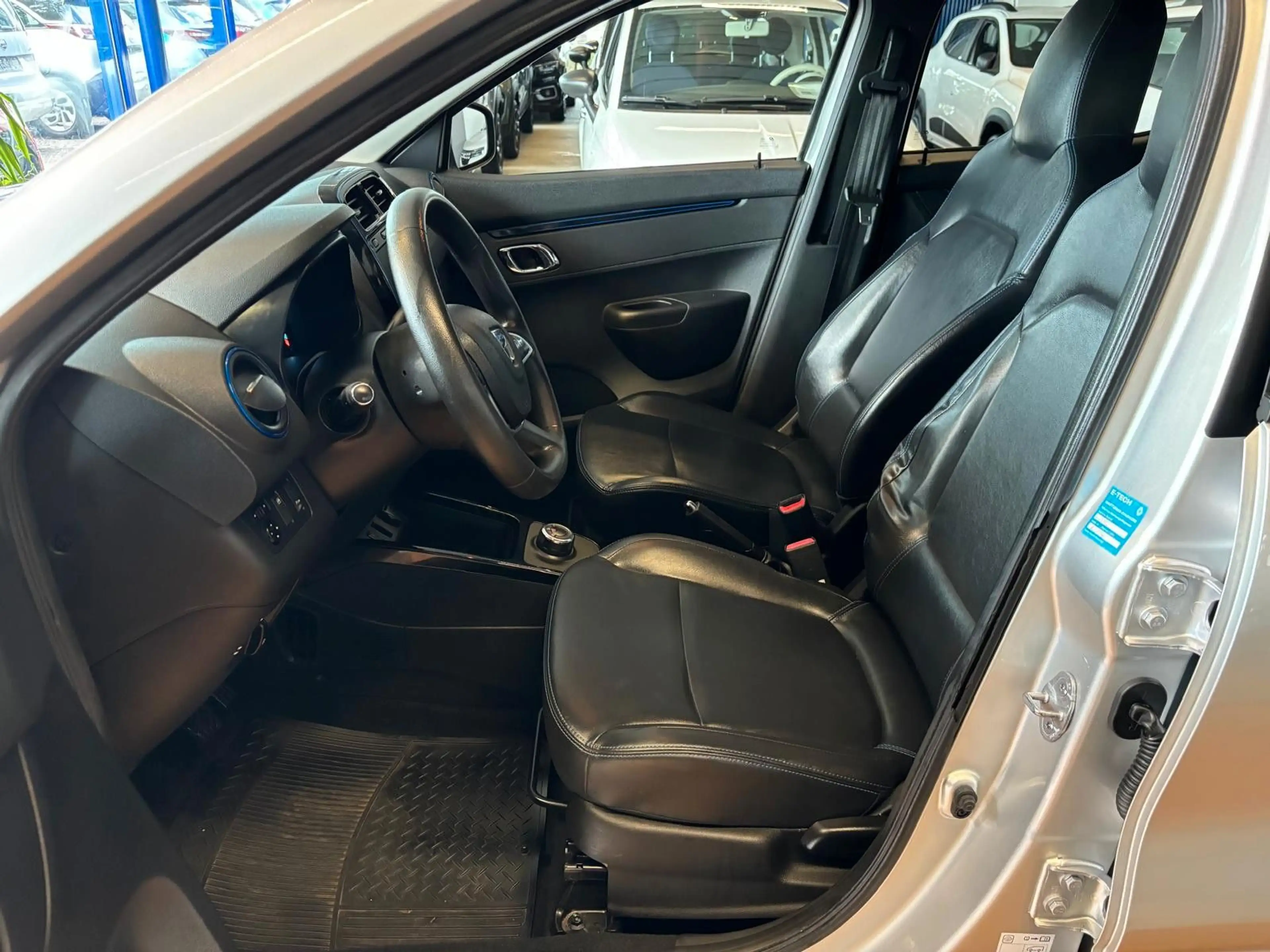 Dacia Spring Electric Comfort — photo 10