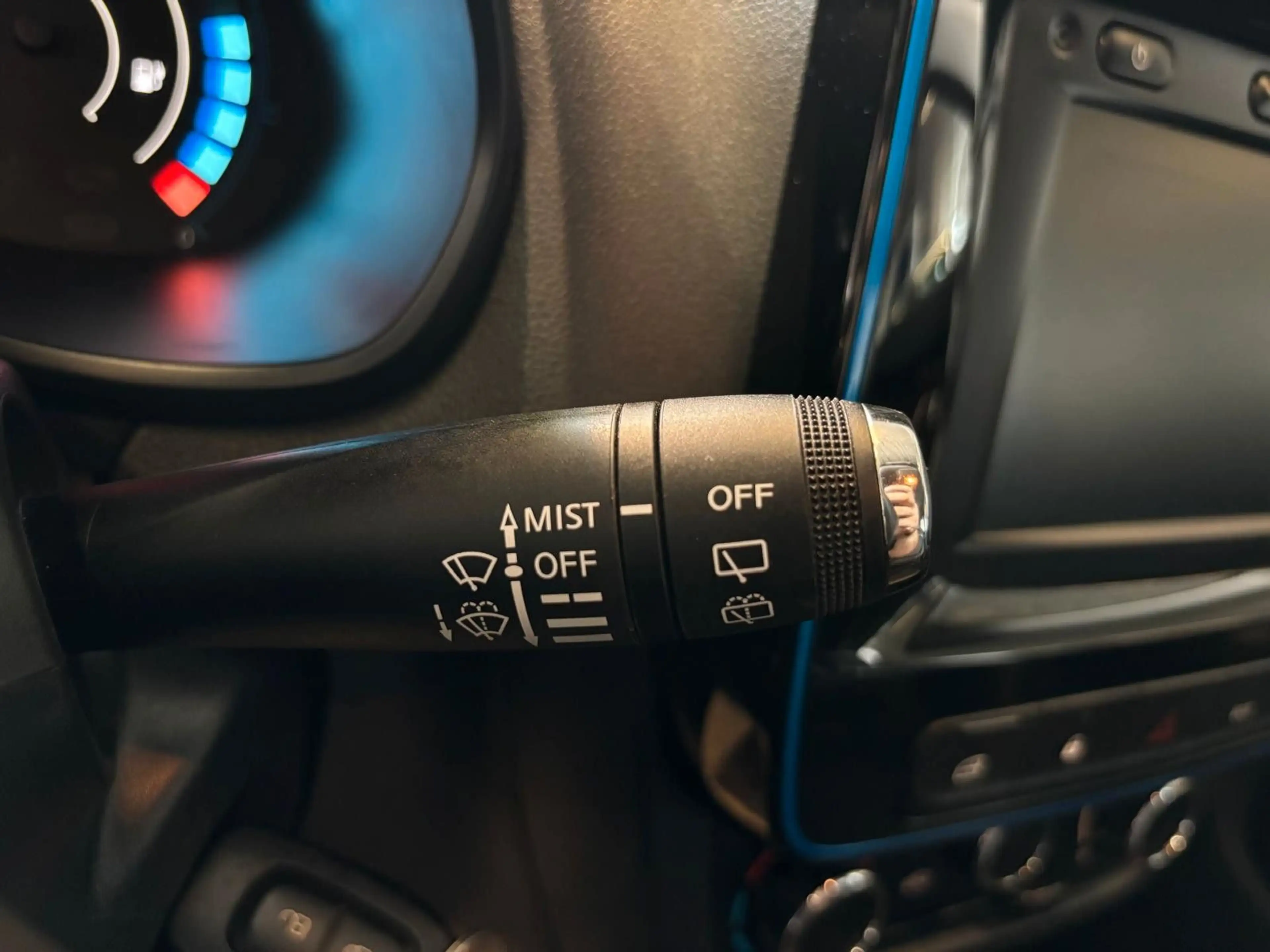 Dacia Spring Electric Comfort — photo 12