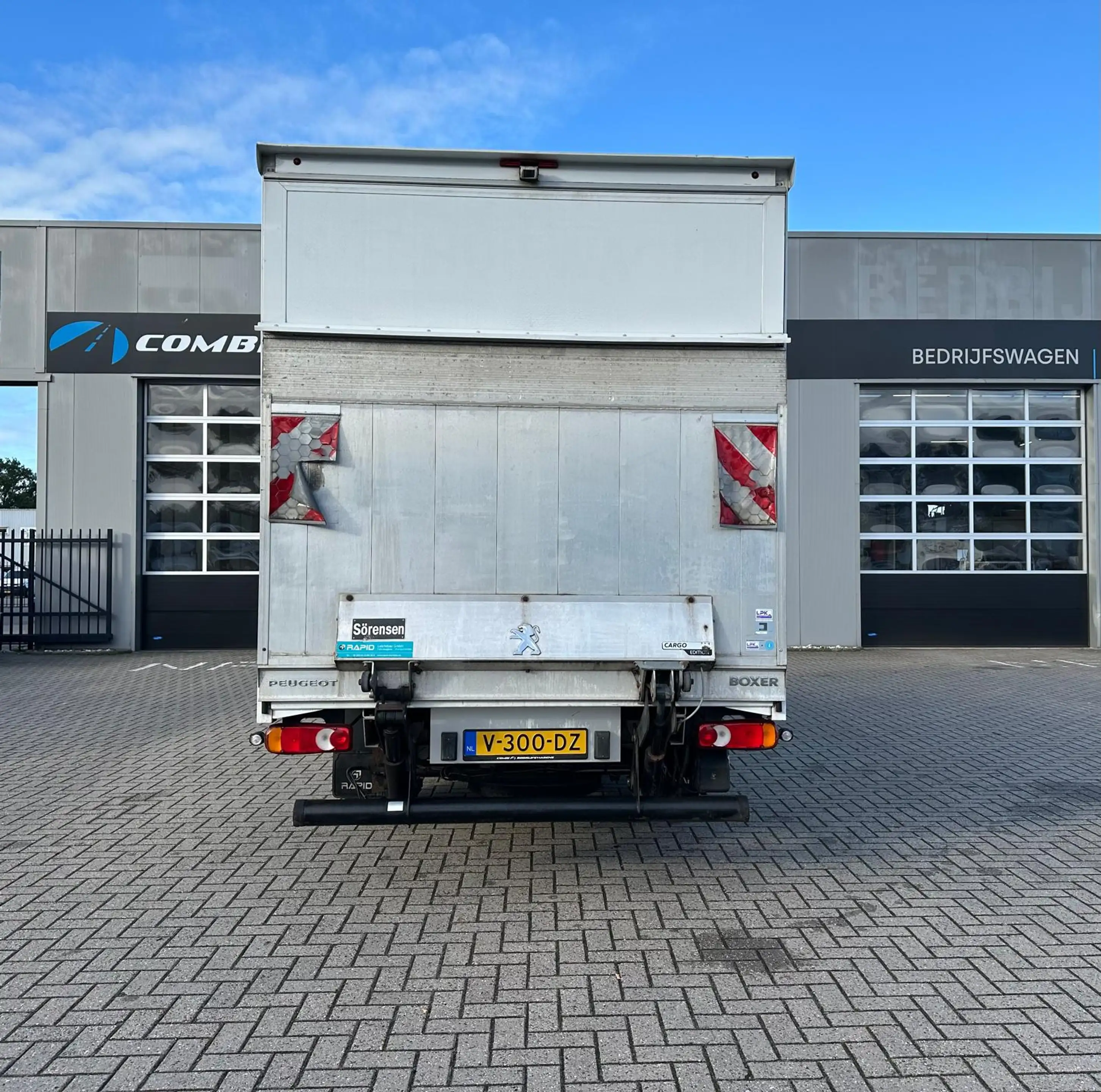 Peugeot Boxer 2.2 HDI Bakwagen met laadklep  Marge/1050kg laadv — photo 4
