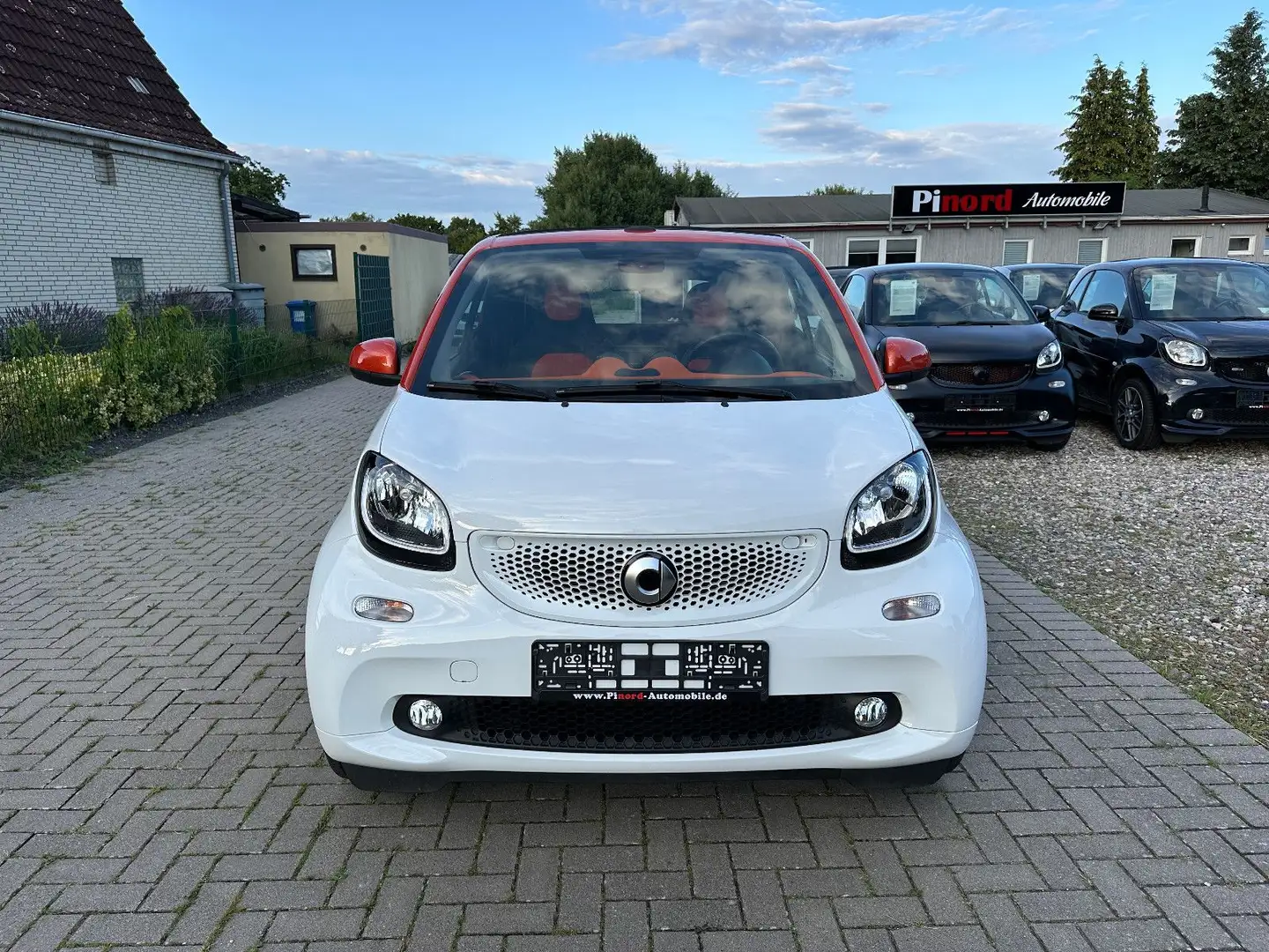 smart forTwo Cabrio Passion SPORT-90PS-LED-S.HEIZ-ALU Weiß - 2