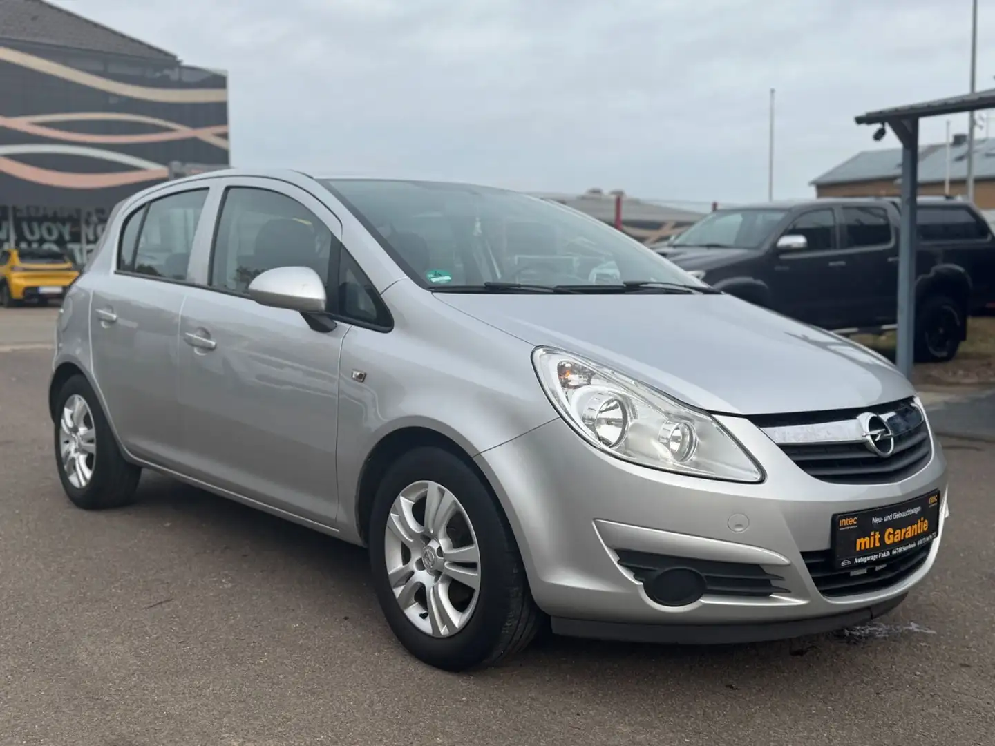 Opel Corsa D 1.2i Silber - 2
