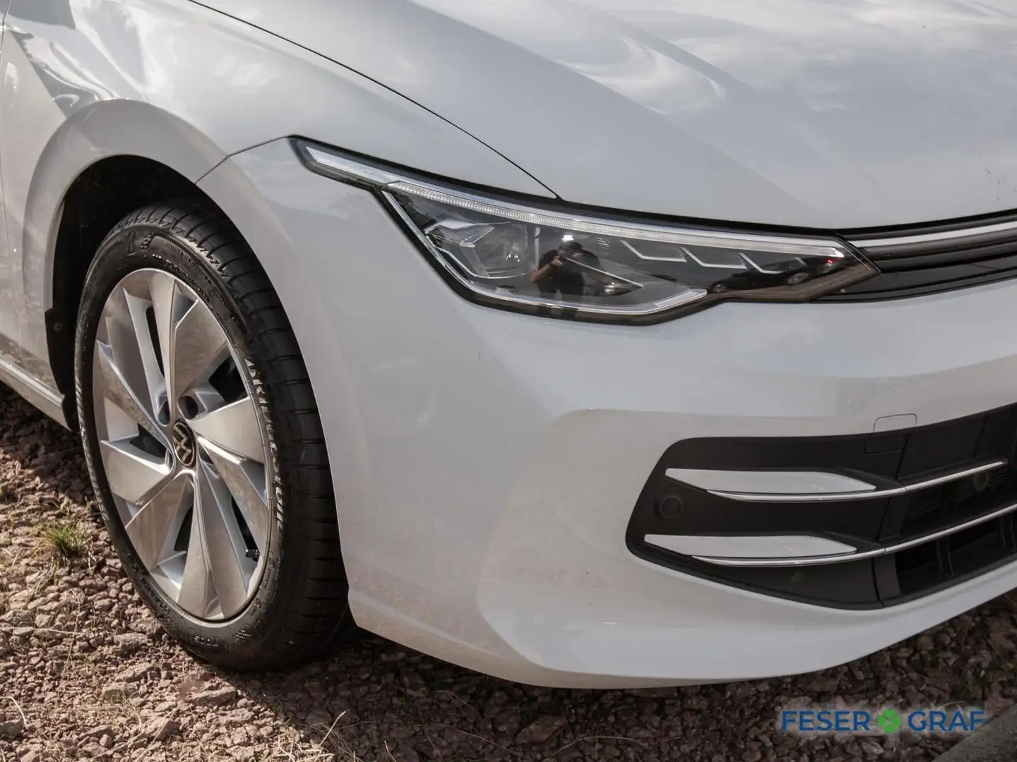 Volkswagen Golf VIII 1.5 eTSI Style DSG/Matrix/ACC/AHK/HuD/2xPDC Weiß - 2