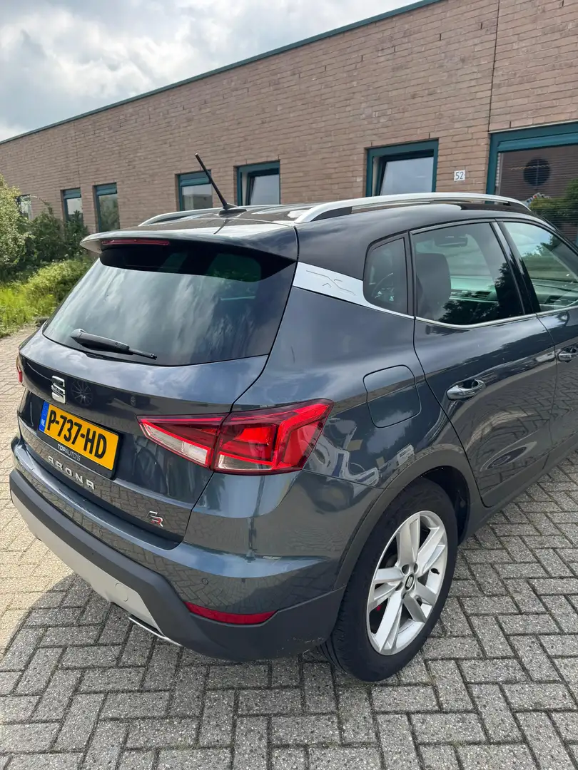 SEAT Arona 1.5 TSI FR B. Int. Grau - 1
