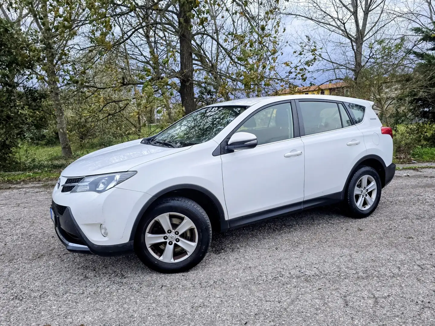Toyota RAV 4 Rav4 2.0 d-4d Active 2wd 124cv mt - 2