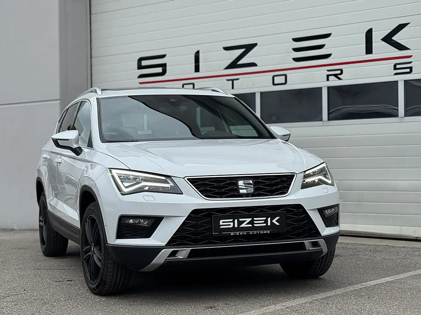 SEAT Ateca 1,6 Style TDI DSG|AHK|VIRTUAL-COCPIT|PANO|LED Weiß - 2