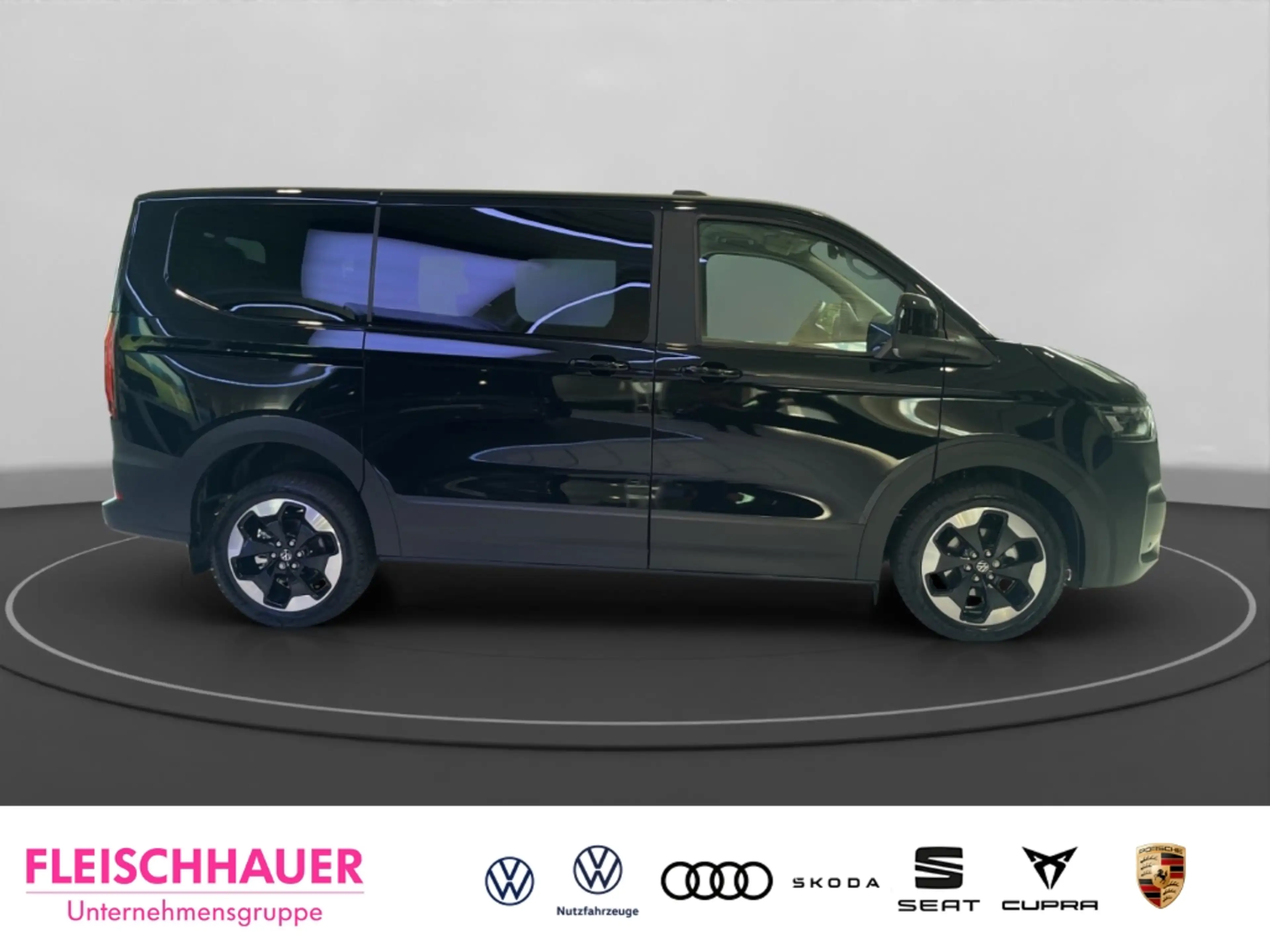 Volkswagen T7 Caravelle PanAmericana 2.0 TDI AHK Panorama Digitales Cockpi — photo 3