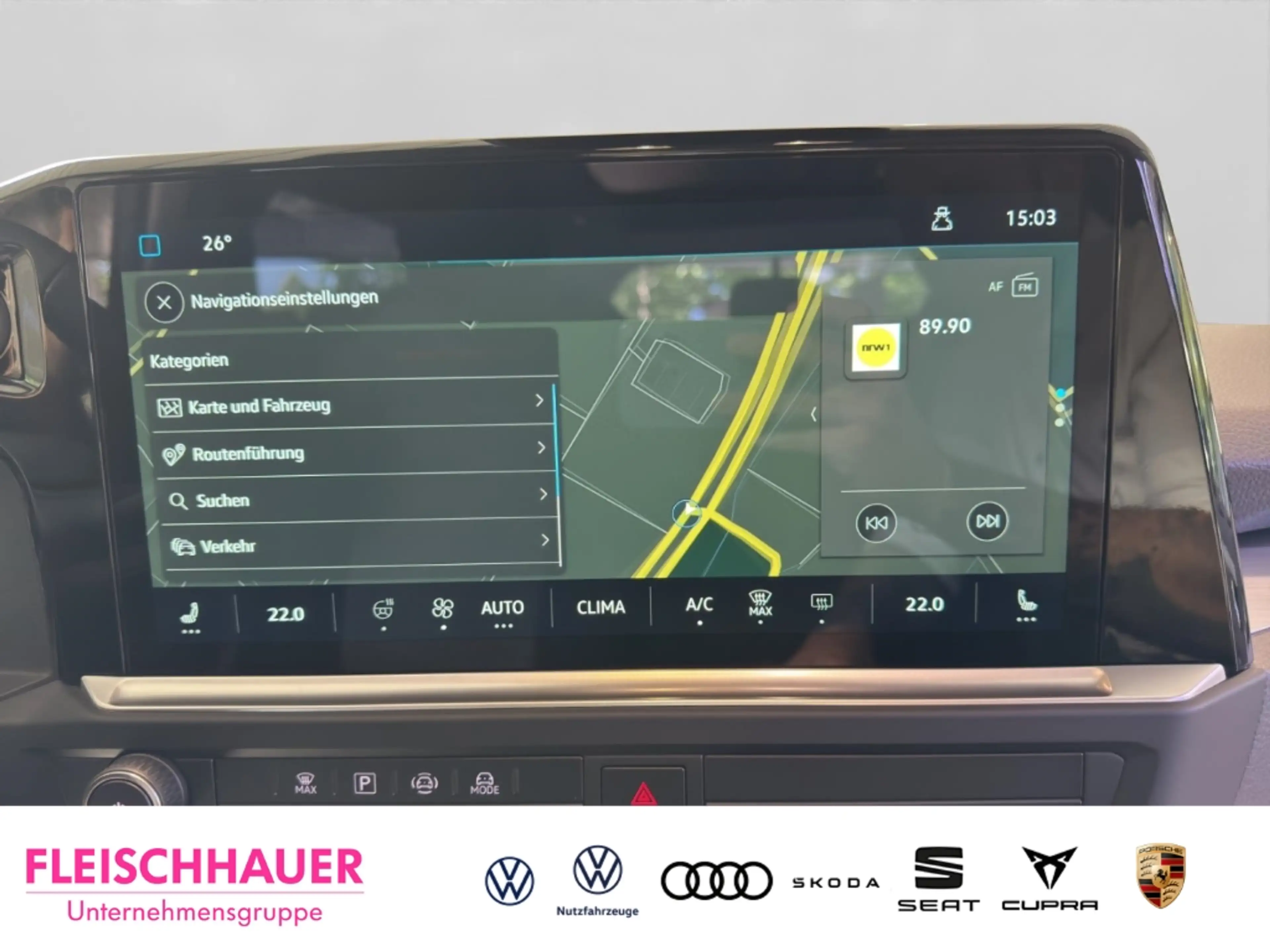 Volkswagen T7 Caravelle PanAmericana 2.0 TDI AHK Panorama Digitales Cockpi — photo 12