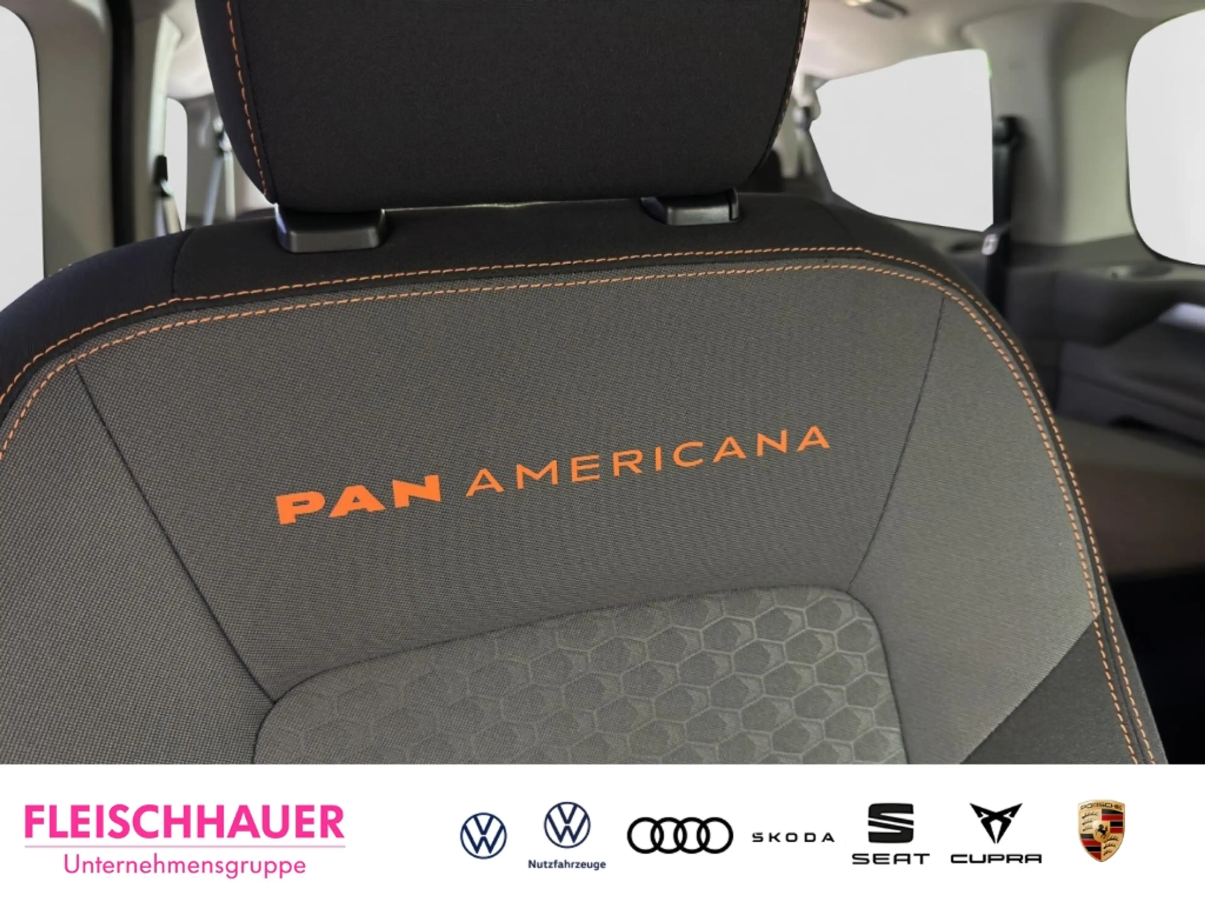 Volkswagen T7 Caravelle PanAmericana 2.0 TDI AHK Panorama Digitales Cockpi — photo 11