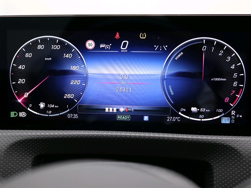 Mercedes-Benz A 250 e Business Solution AMG — photo 6