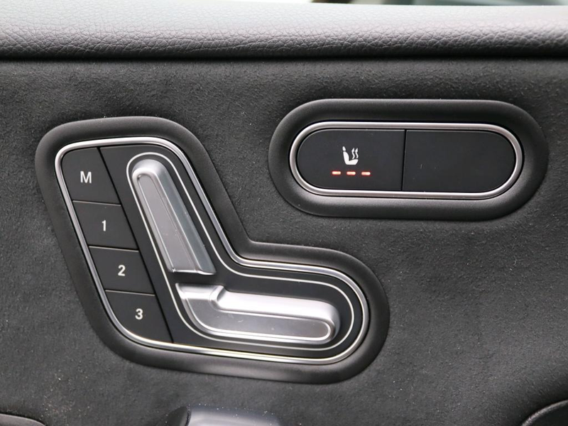 Mercedes-Benz A 250 e Business Solution AMG — photo 8