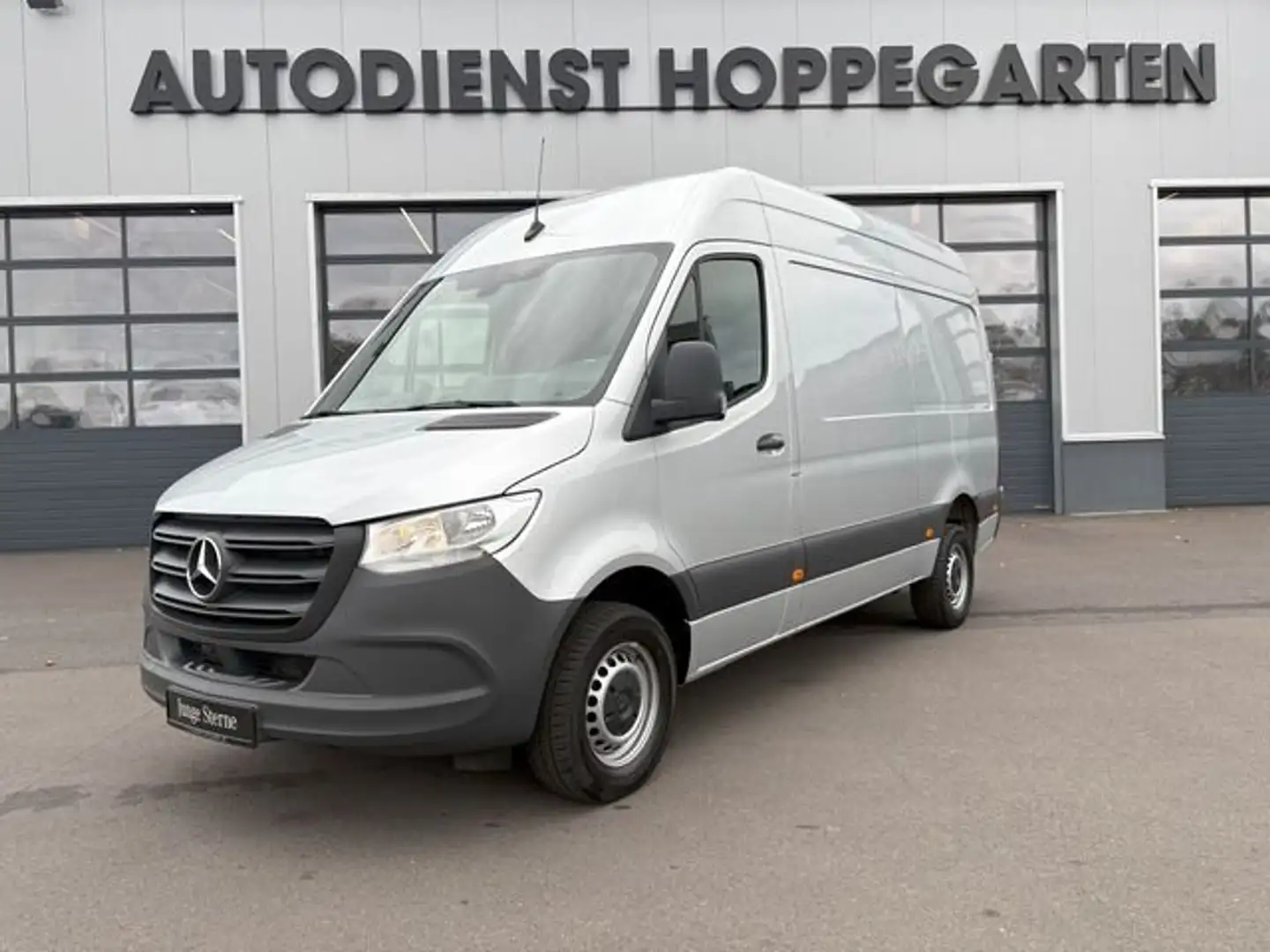 Mercedes-Benz Sprinter 317 CDI KA L2H2 Argent - 2
