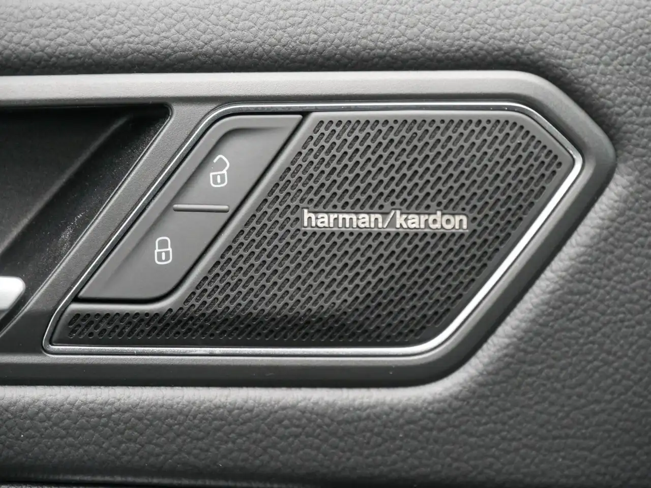 Volkswagen Tiguan Allspace nza 2.0 TSI R-Line 4M AHK Pano S 16