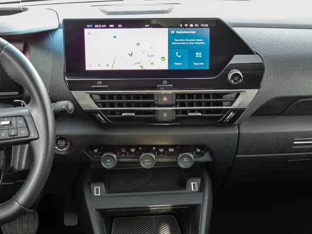 Citroen C4 view 7