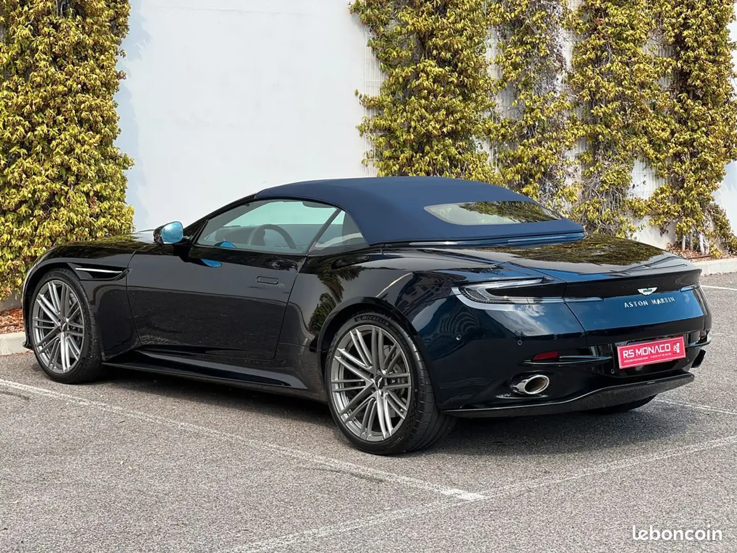 Aston Martin DB12 DB VOLANTE V8 4.0 BI TURBO 680ch Blauw - 2
