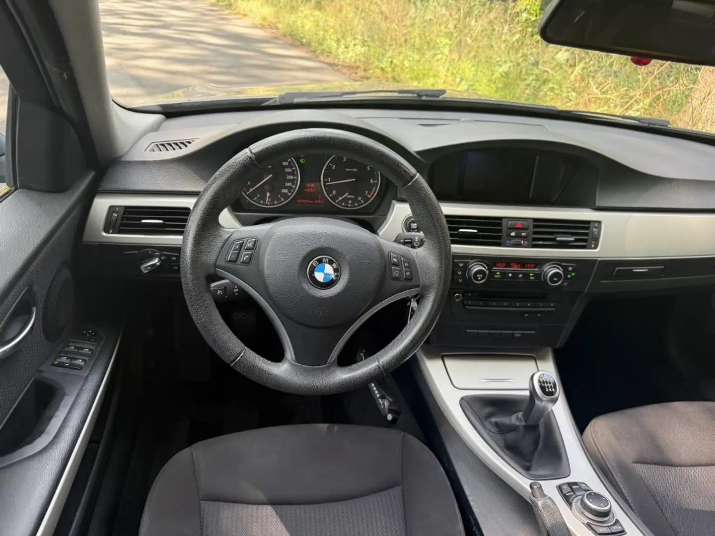 BMW 316 3-serie 316i Business Line | 6 versn | airco | nav Grey - 2