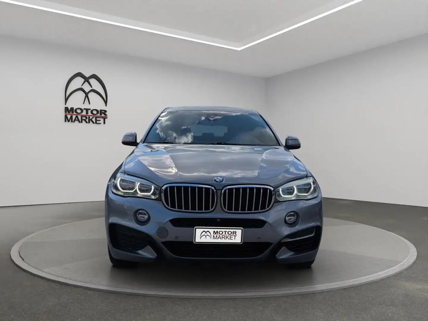 BMW X6 M 50d auto Grigio - 2