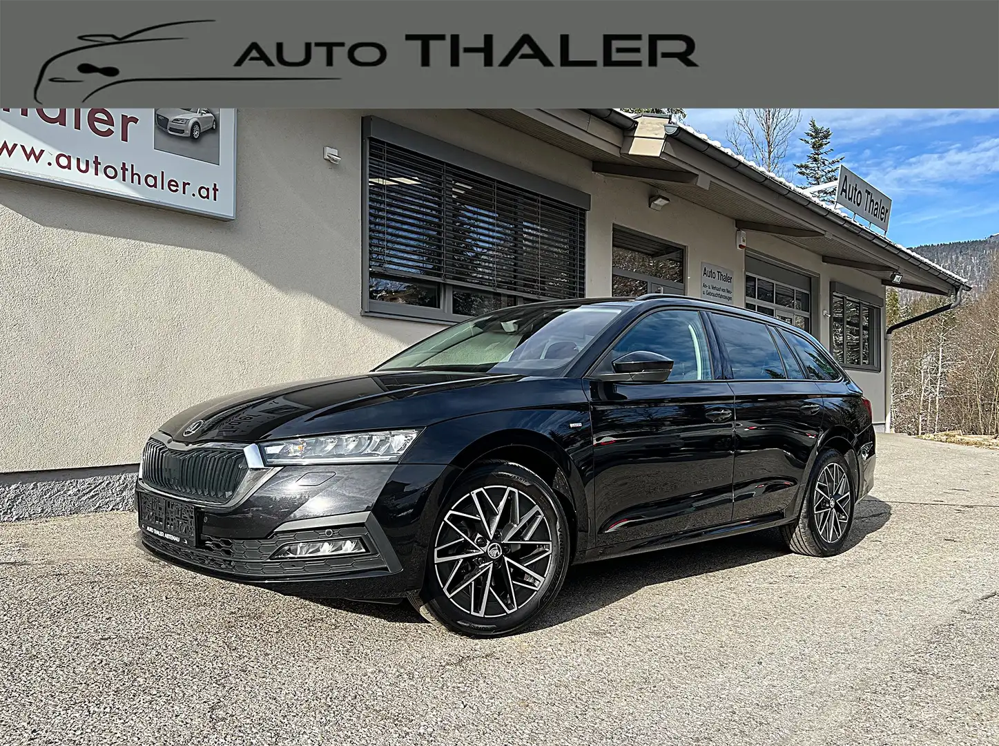 Skoda Octavia Combi 2,0 TDI Ambition DSG Schwarz - 1