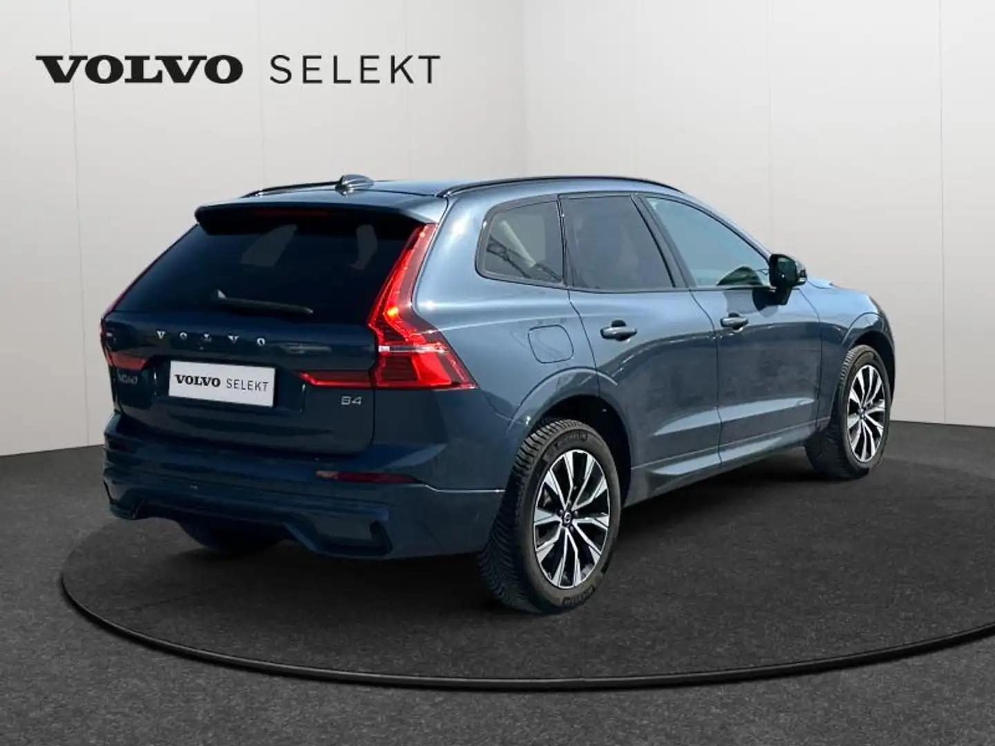 Volvo XC60 B4 Plus Dark / Diesel Bleu - 2