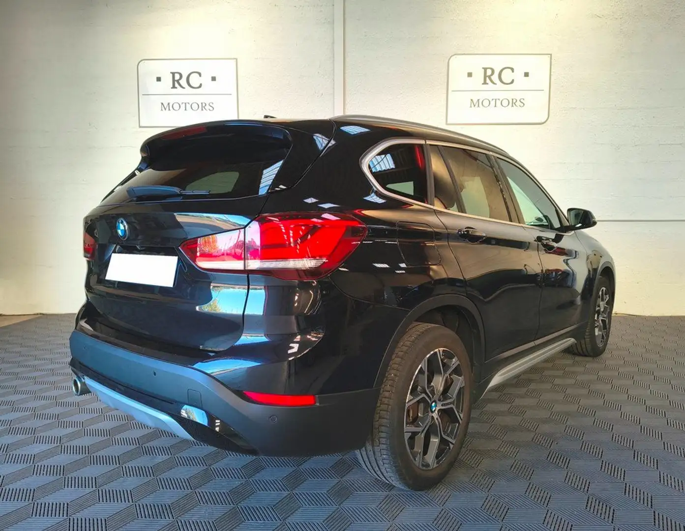 BMW X1 X1 sDrive 18i 140 ch DKG7 xLine Noir - 2