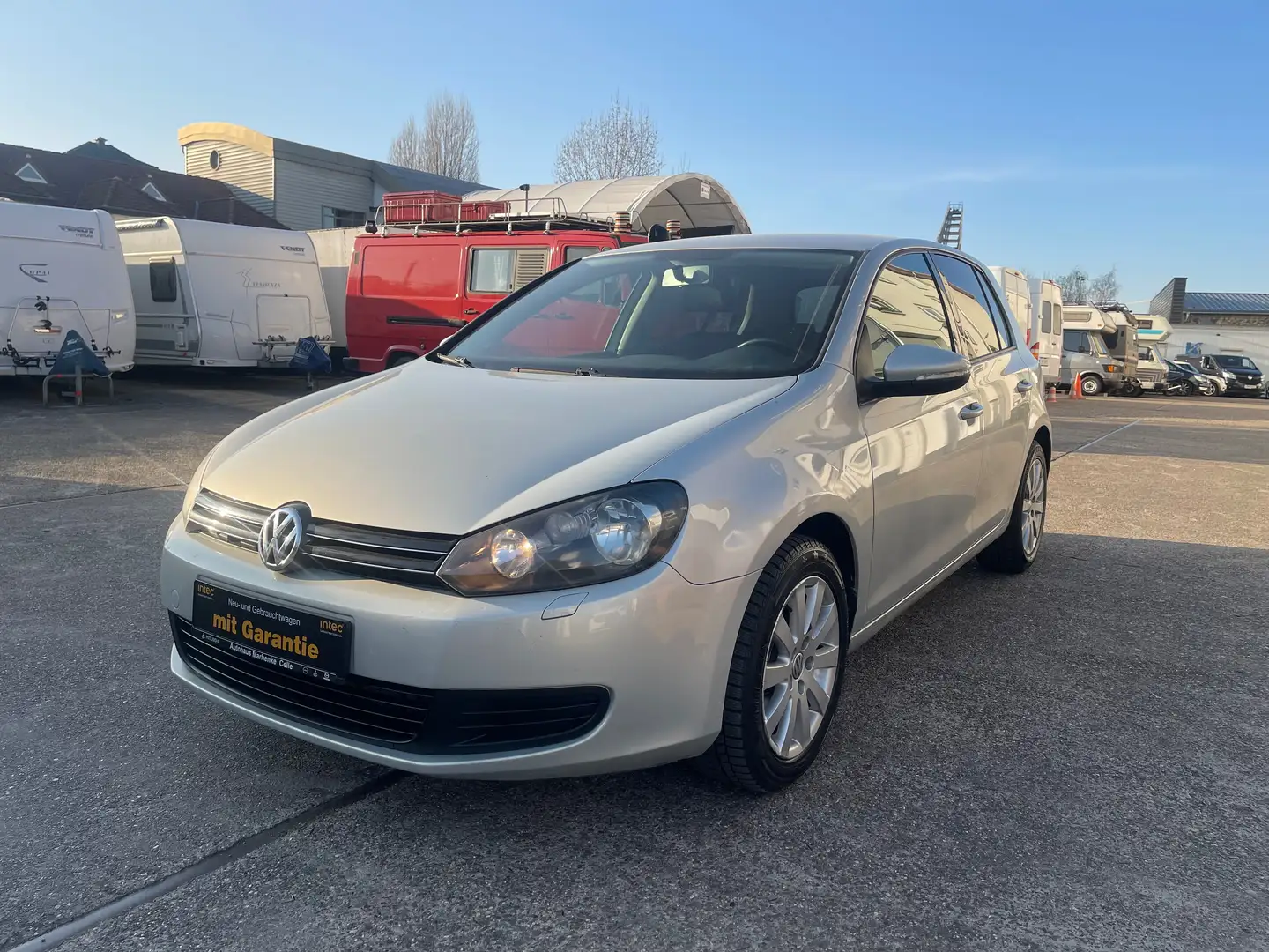 Volkswagen Golf 2.0 TDI DPF Comfortline Grau - 2