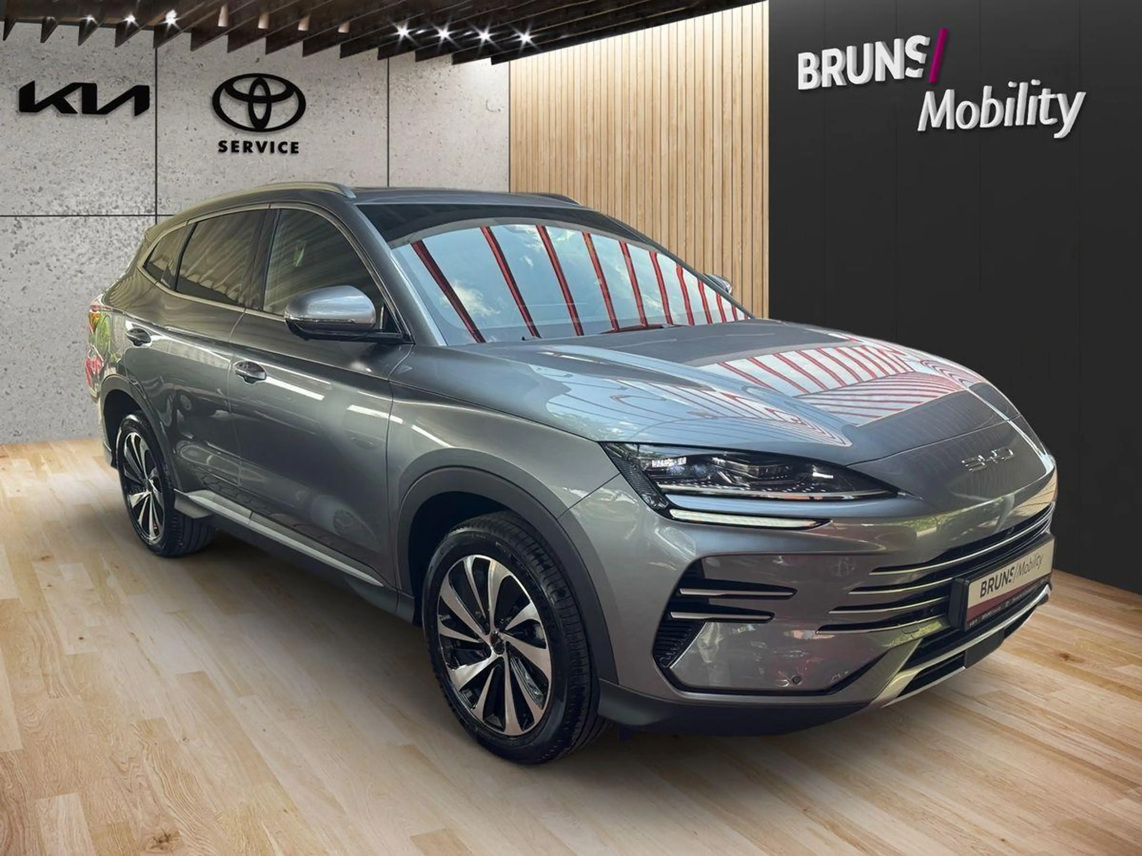 BYD Seal U 1.5 DM-i PHEV 160 kW Comfort — photo 3