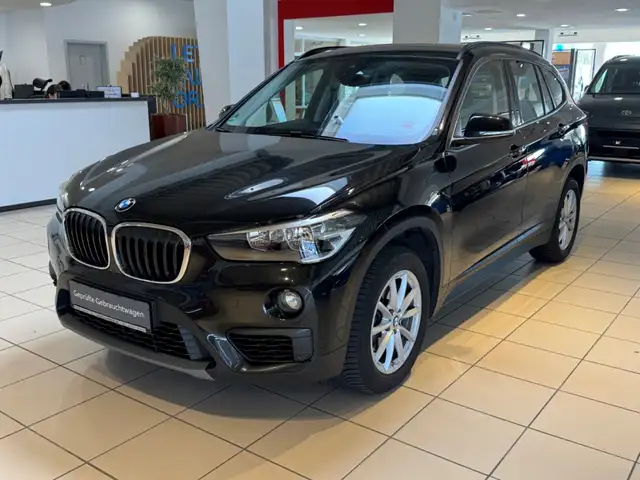 BMW X1 sDrive 18 i Advantage / Tempomat / 3 Zonen-Klima /