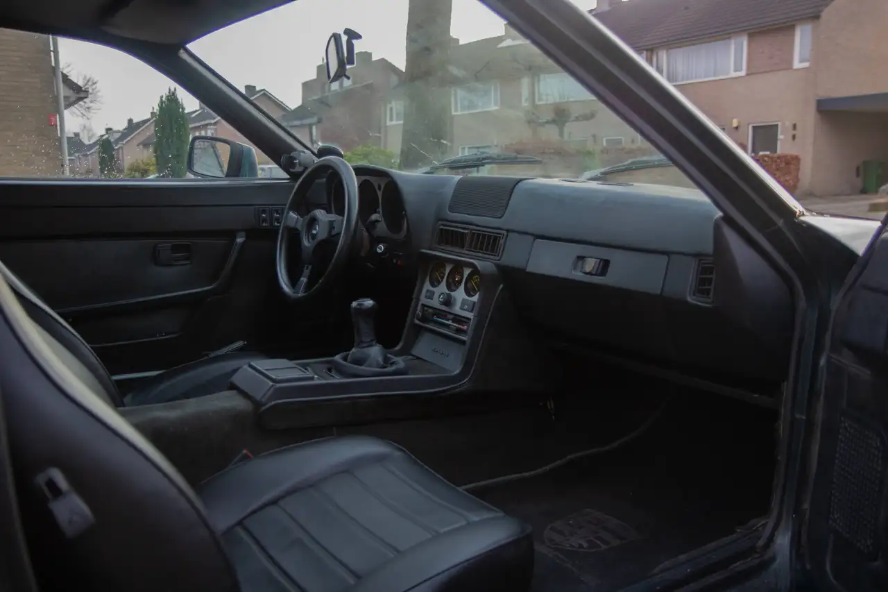 Porsche 944 2.5 Coupé, foto 10