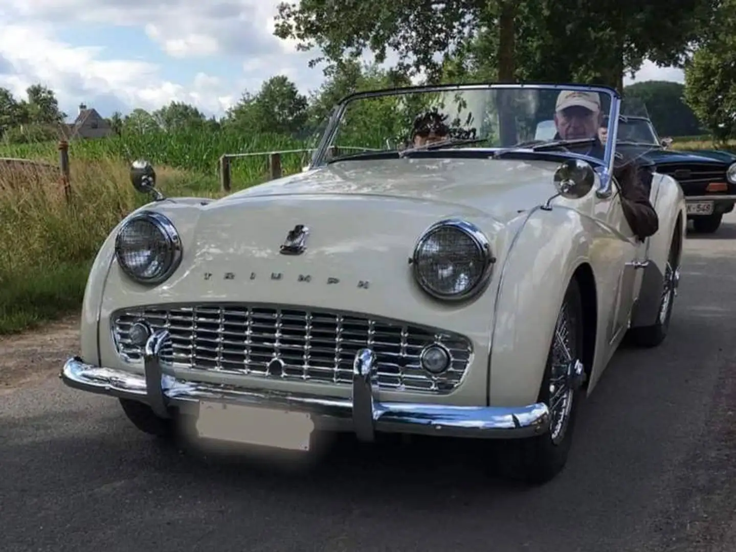 Triumph TR3 TR3A Beige - 2