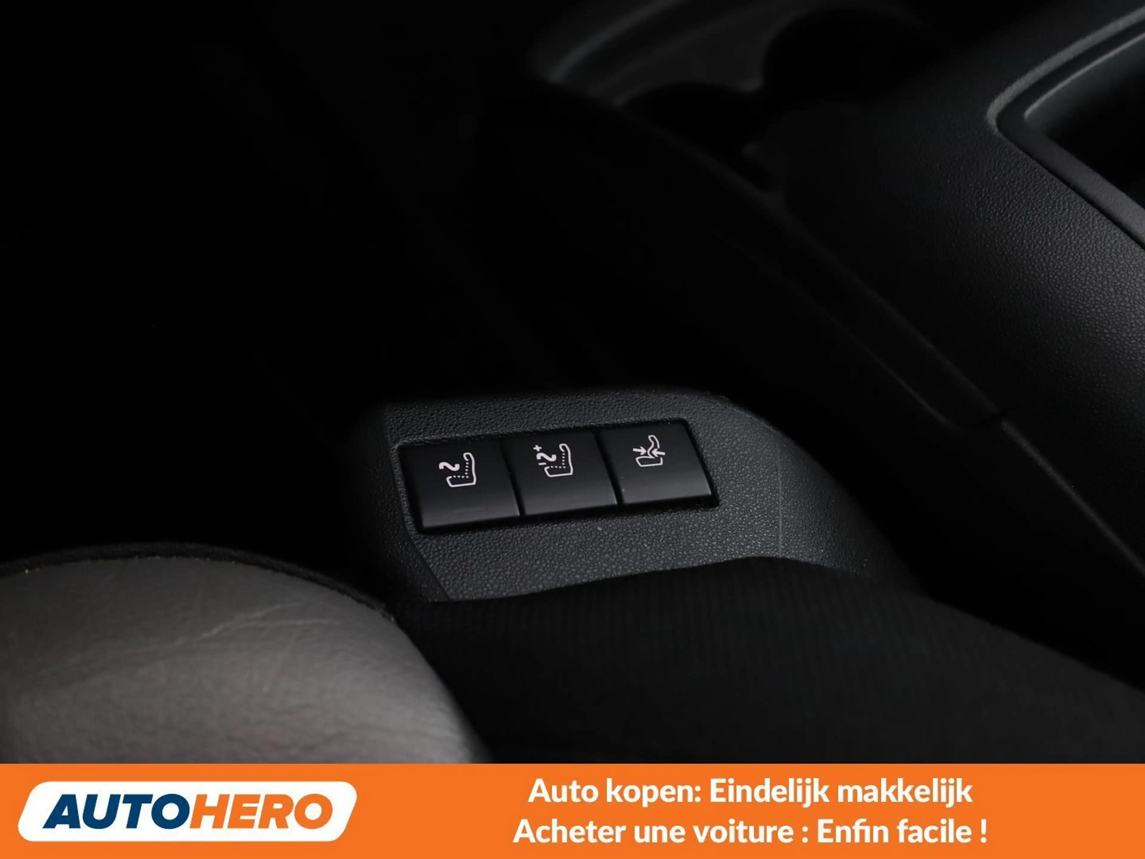 Citroen Grand C4 Picasso 1.6 THP Shine — photo 13