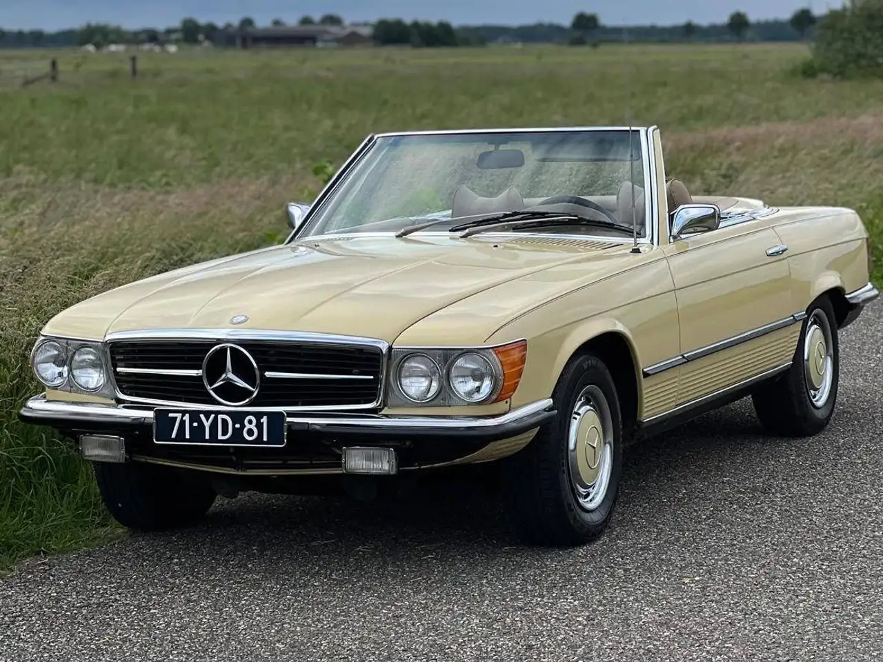 Mercedes-Benz 450 Uitzonderlijk goed onderhouden Mercedes-Benz 450 SL uit 1974, foto 1