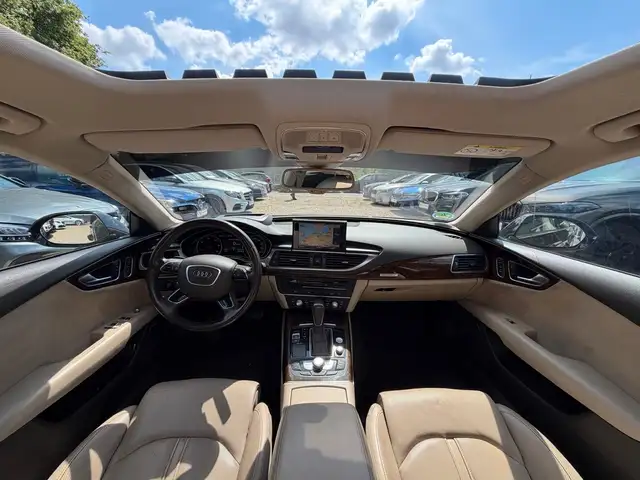 Audi A7 view 7