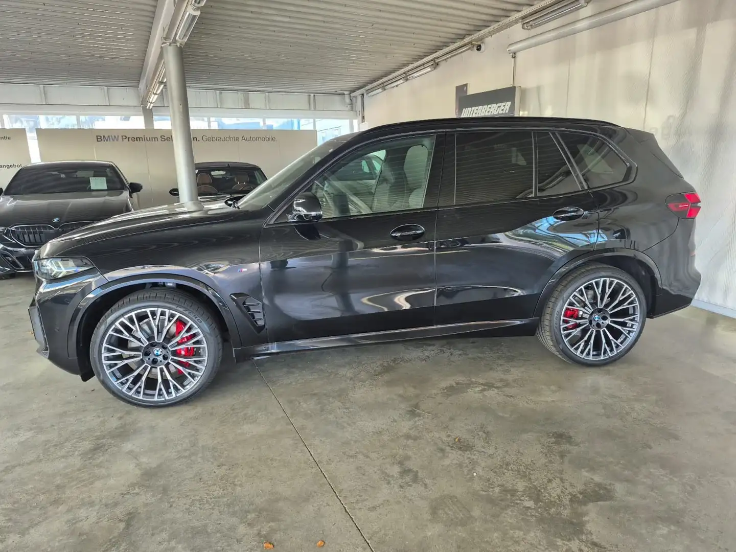 BMW X5 xDrive40d M Sportpaket Pro / AHK Zwart - 2