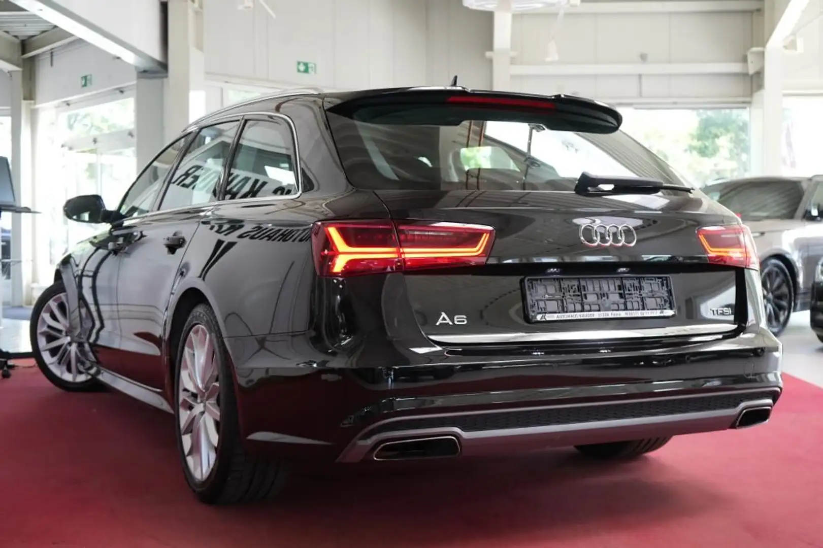 Audi A6 Avant 2.0 TFSI S-Line *LED*Navi*Klima* Noir - 2