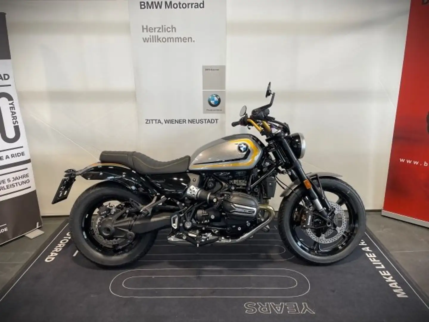 BMW R 12 nineT Cruiser Argent - 2