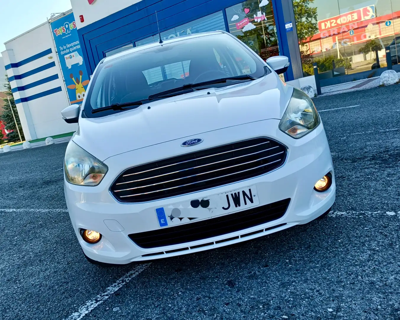 Ford Ka/Ka+ Ka+ 1.19 Ti-VCT Ultimate Ultimate Blanco - 2