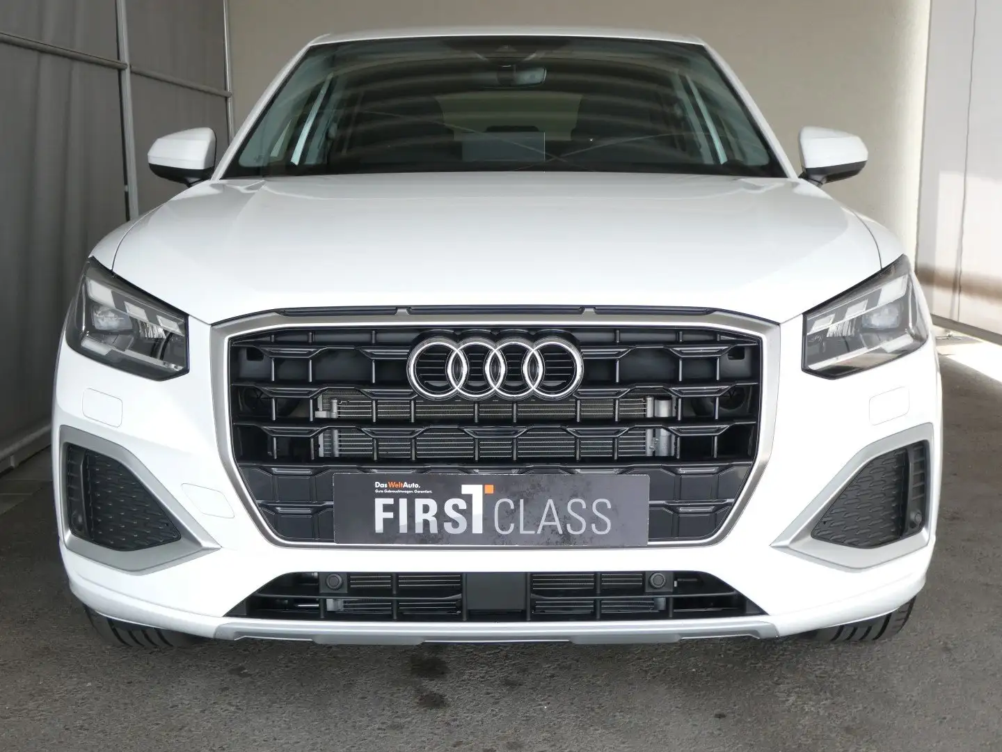 Audi Q2 30 TFSI admired Weiß - 2