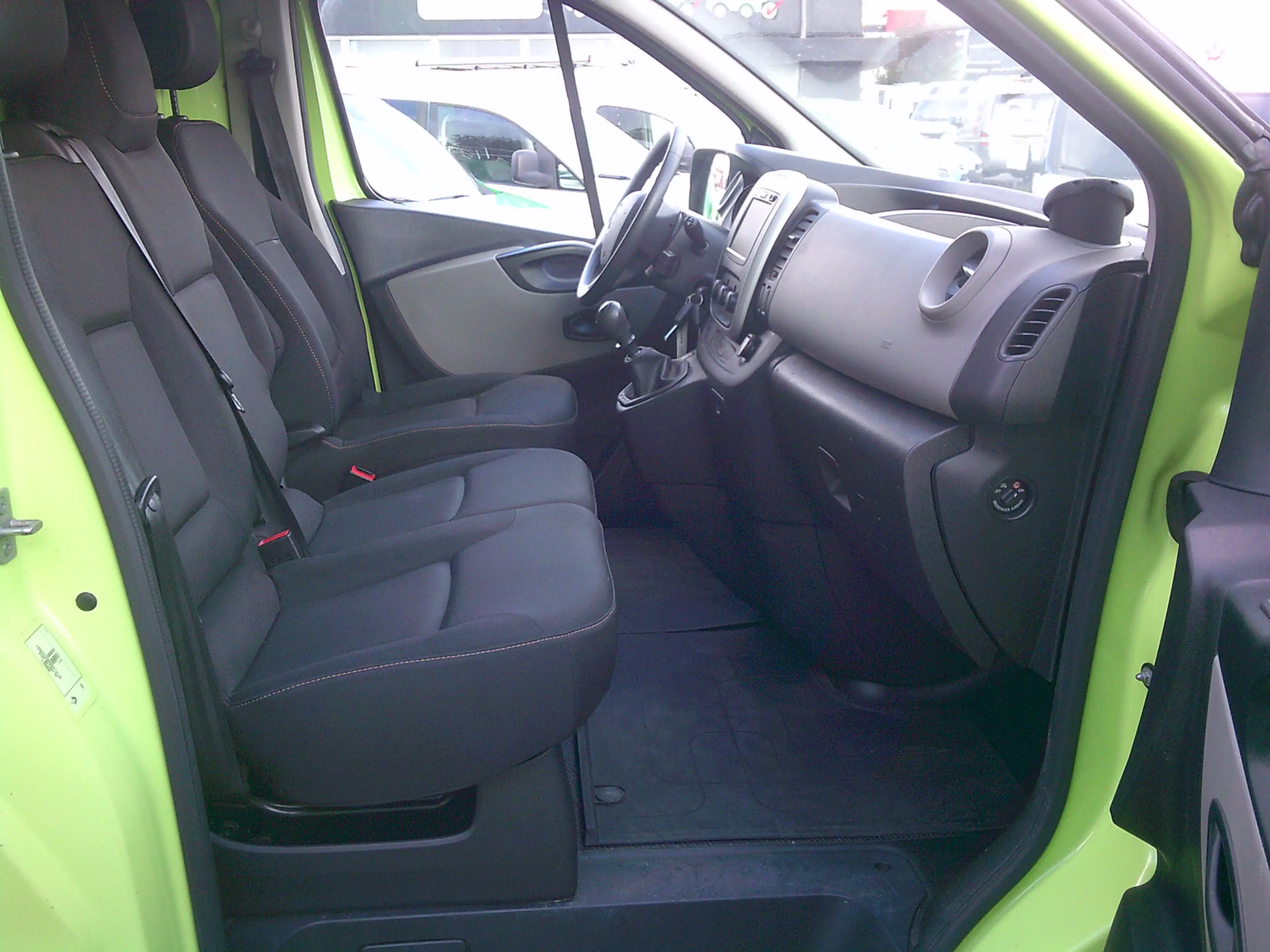 Renault Trafic 1.6 dCi T27 L1H1 Comfort Energy VOORZIEN VAN AIRCO — photo 17
