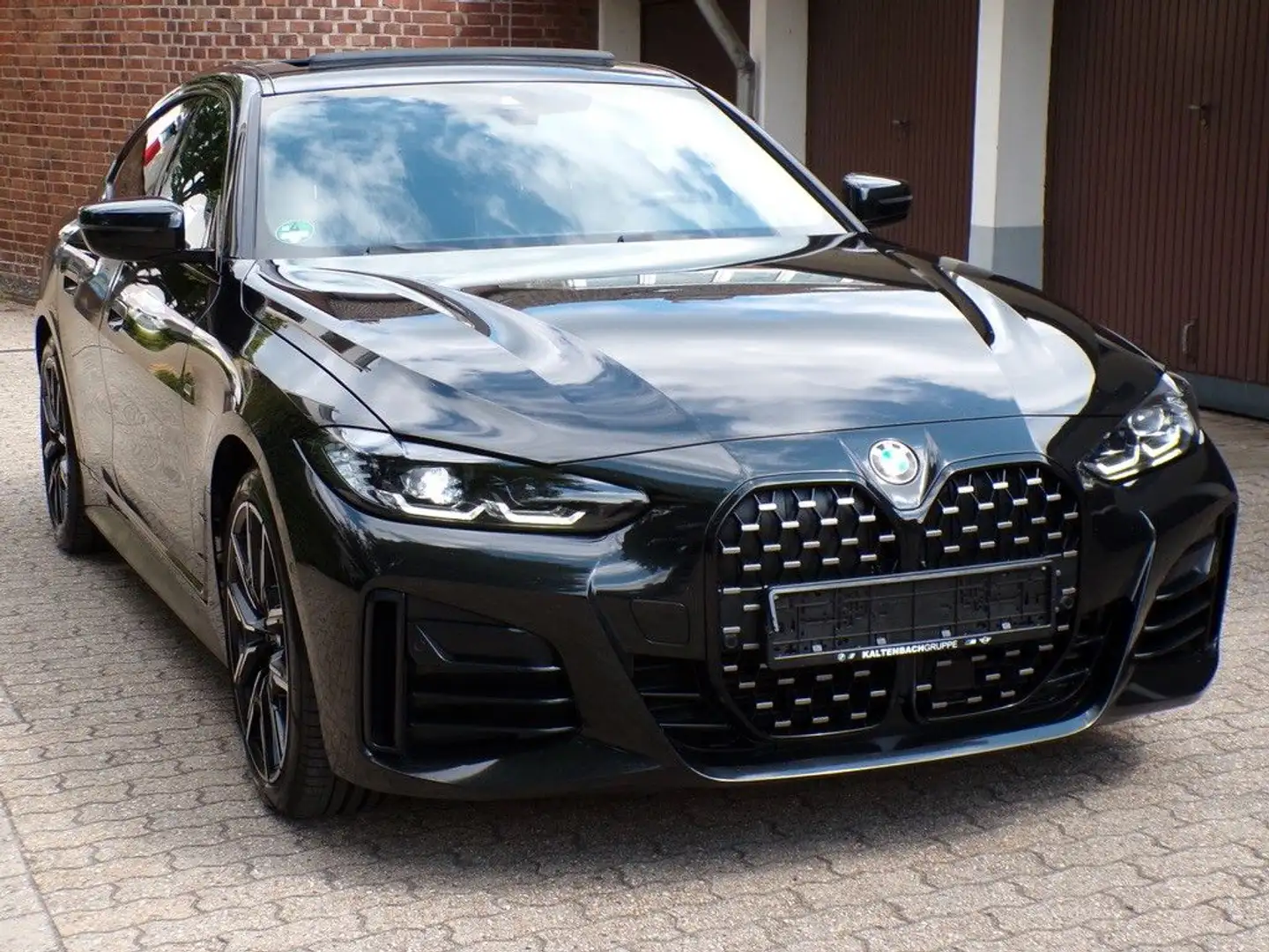 BMW 420 d xDrive Gran Coupe"M Sport"Pano/F1/Kam/Live Zwart - 2