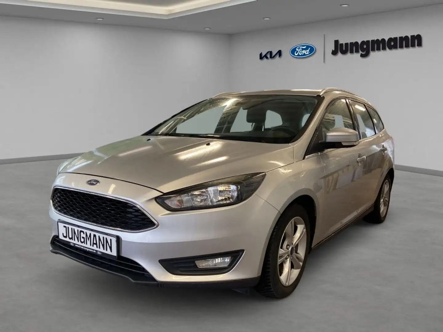 Ford Focus Turnier 1.0 EcoBoost Start-Stopp-System Trend Silber - 2