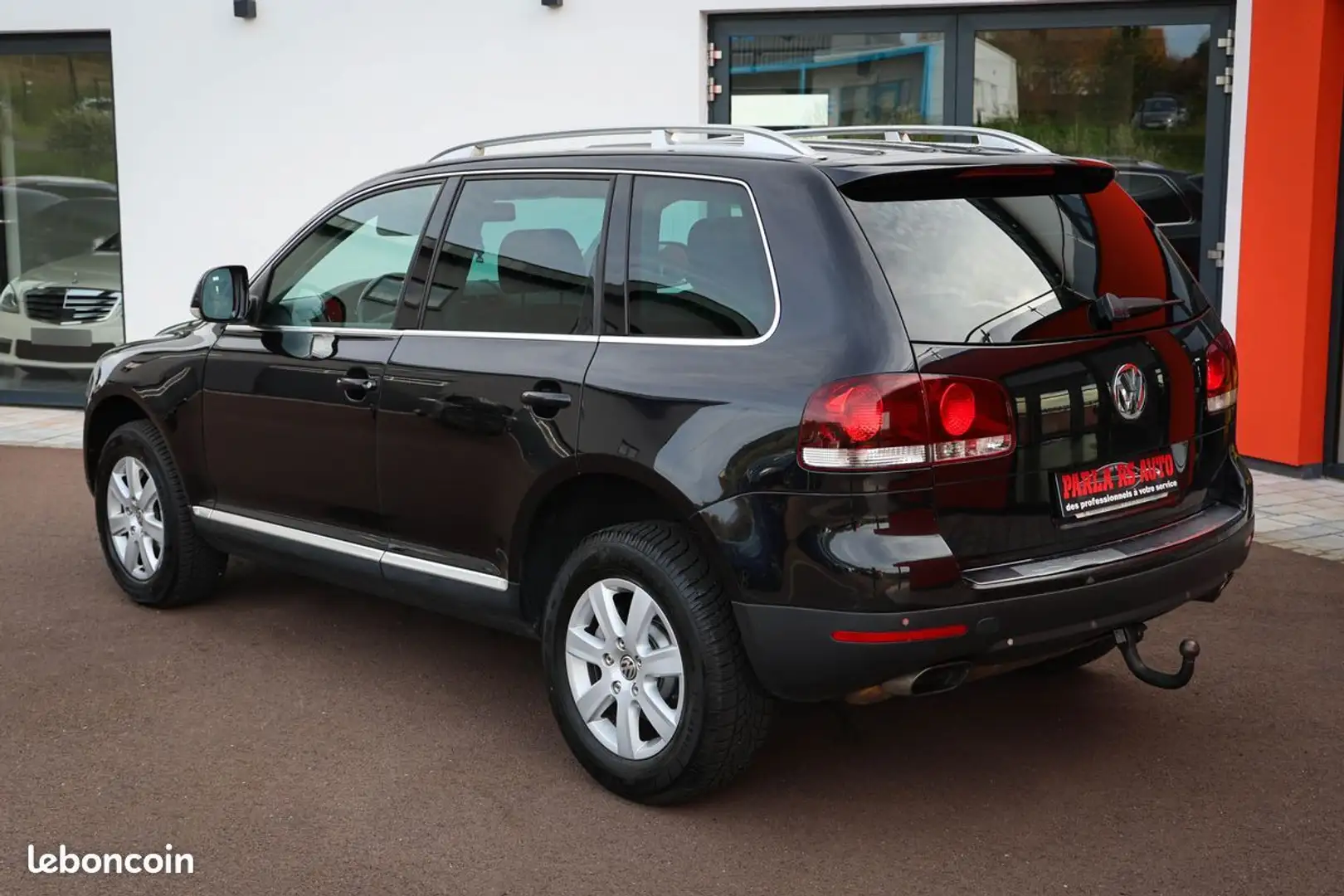 Volkswagen Touareg 3.0 TDi V6 230ch Noir - 2